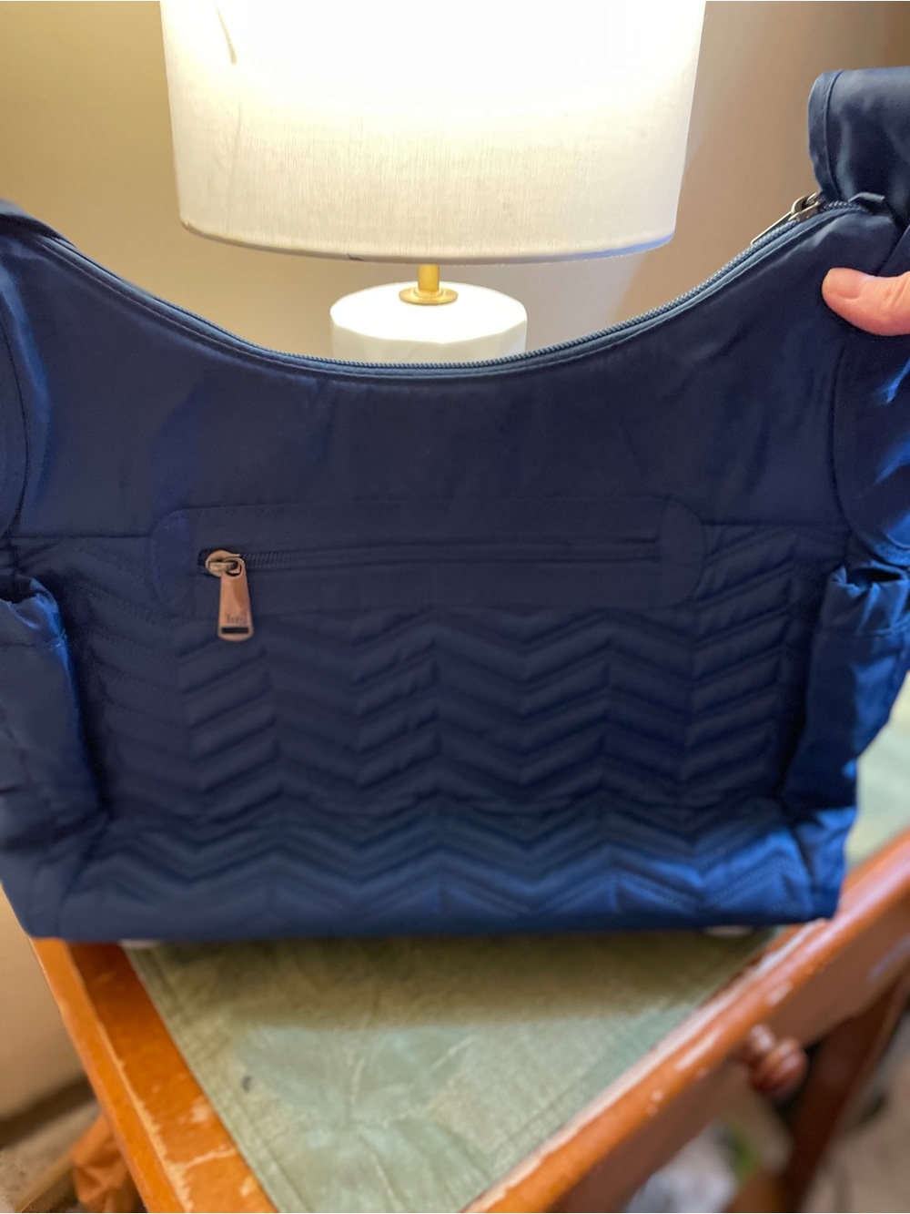 Lug Camper Handbag. - Picture 4 of 8